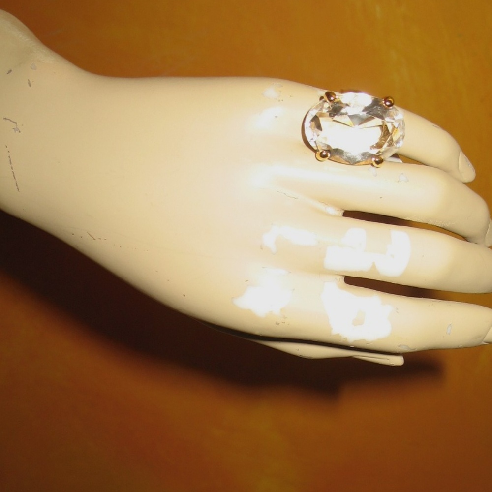 NWT Victoria's Secret Crystal Cocktail Ring Size 5